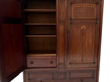 Arts & Crafts Armoire or Wardrobe by Jac. van den Bosch for 't Binnenhuis, 1910